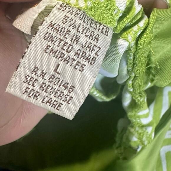 Gold Flava Green Geometric Maze Print Top – Size L - Picture 7 of 7